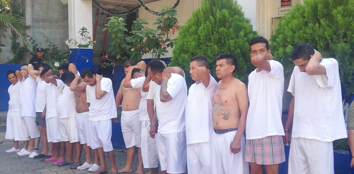 Detienen a 21 miembros de pandillas por diferentes delitos en Soyapango detienen-a-21-miembros-de-pandillas-por-diferentes-delitos-en-soyapango